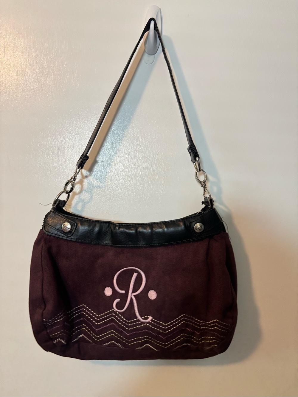 Vintage thirtyone Hobo Tote Burgundy “R” Embroidered Handbag